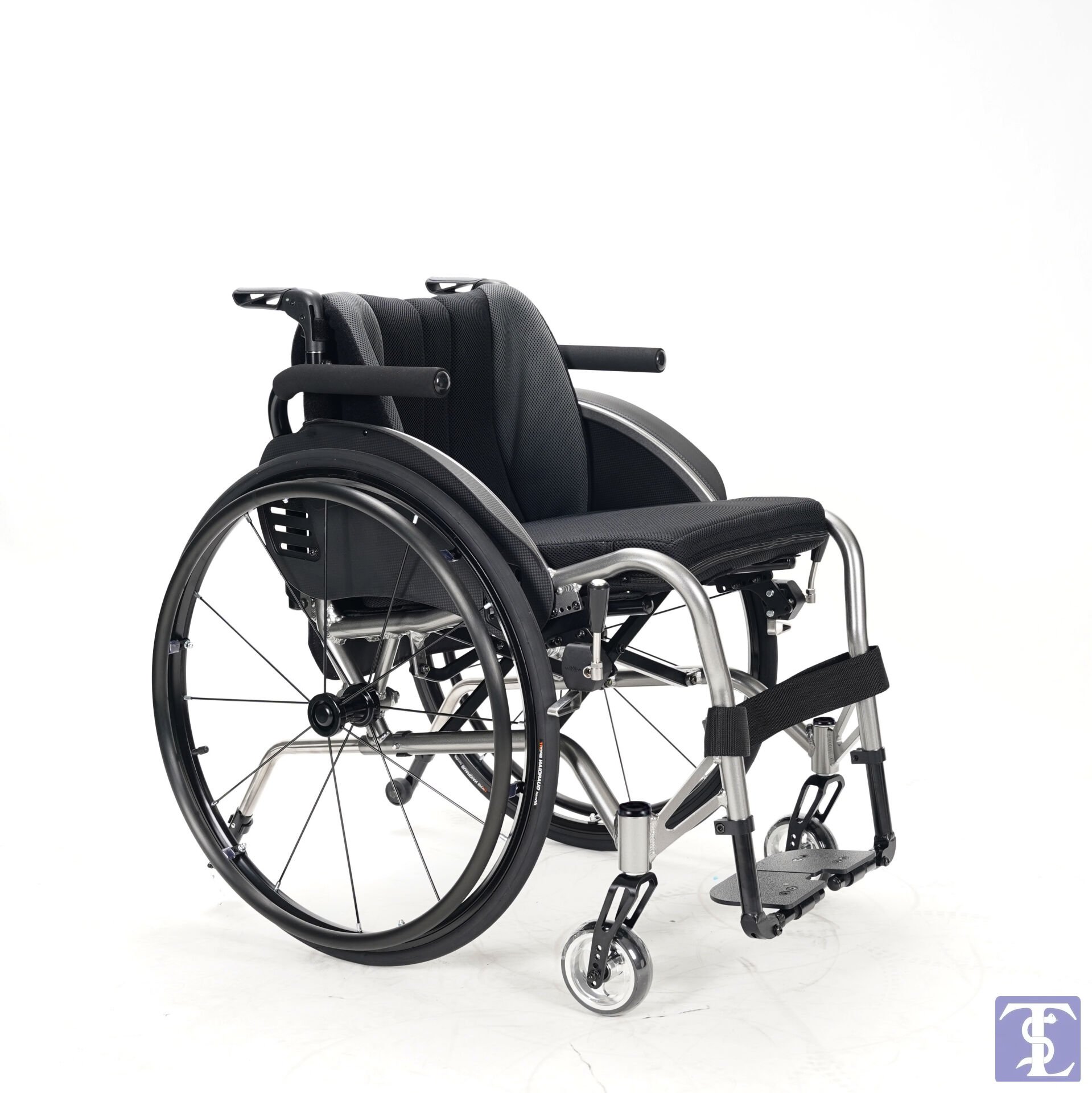 GOLFİ G760 Katlanır Aktif Tekerlekli Sandalye