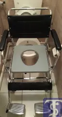 IRON 017 Tekerlekli Tuvalet ve Banyo Sandalyesi